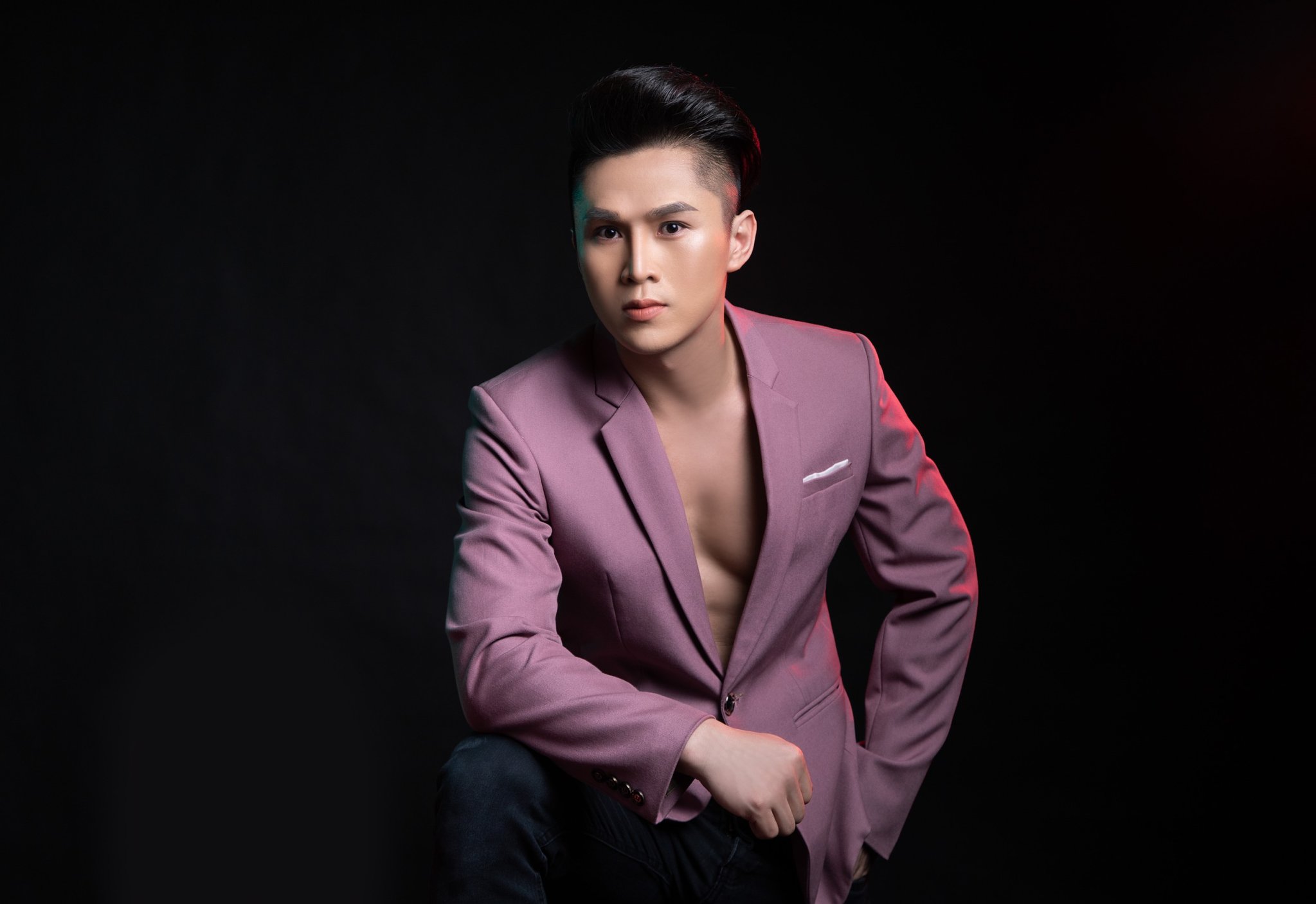 Du Thiên liên tục giữ vị trí quán quân trên Tiktok Star Chart