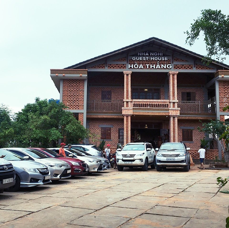 Guest House Hòa Thắng và Homestay Nấm, điểm khởi đầu trên hành trình khám phá Bàu Trắng