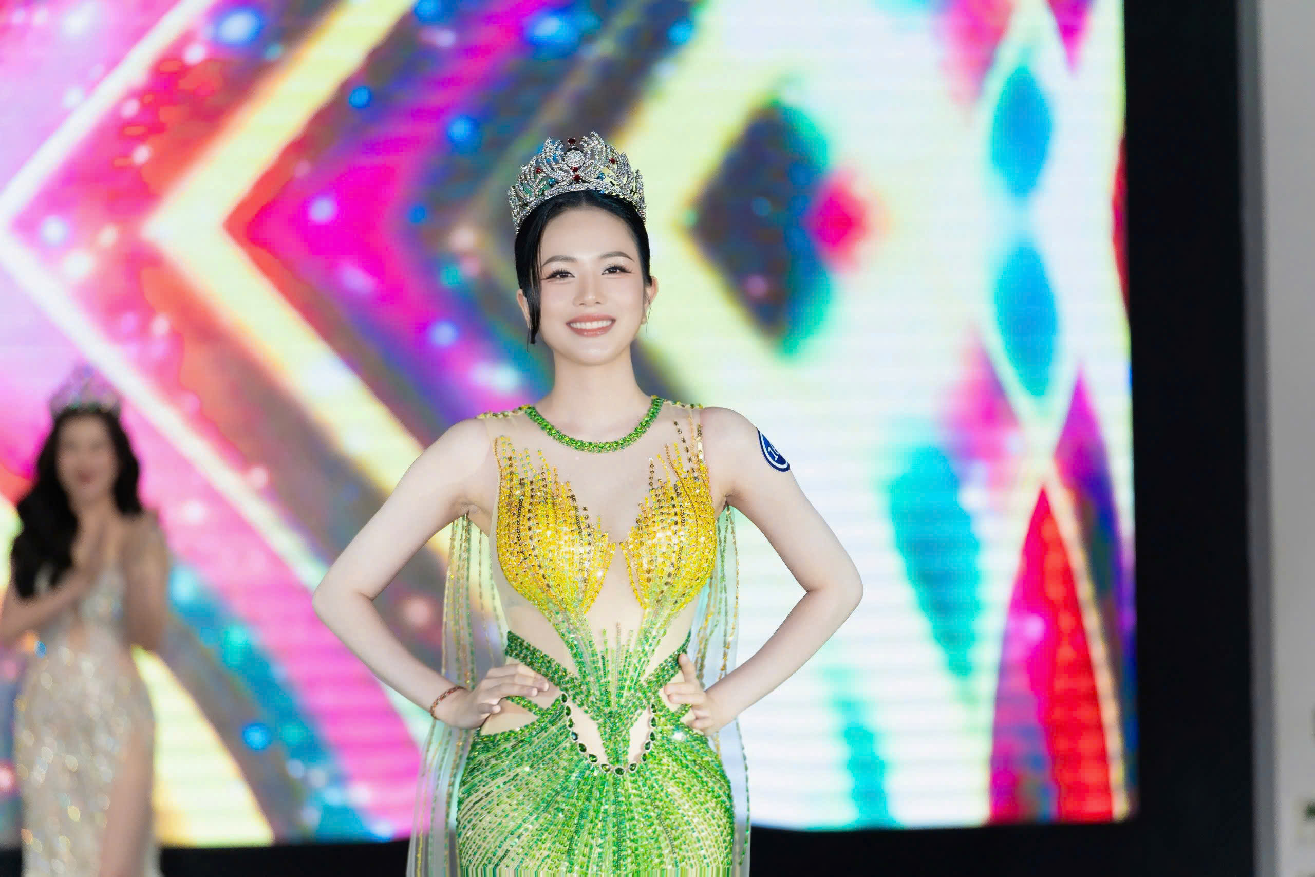 Hoa hậu nhân ái Lê Thư Kỳ: “Tôi hy vọng bản thân sẽ được nhiều người yêu mến”