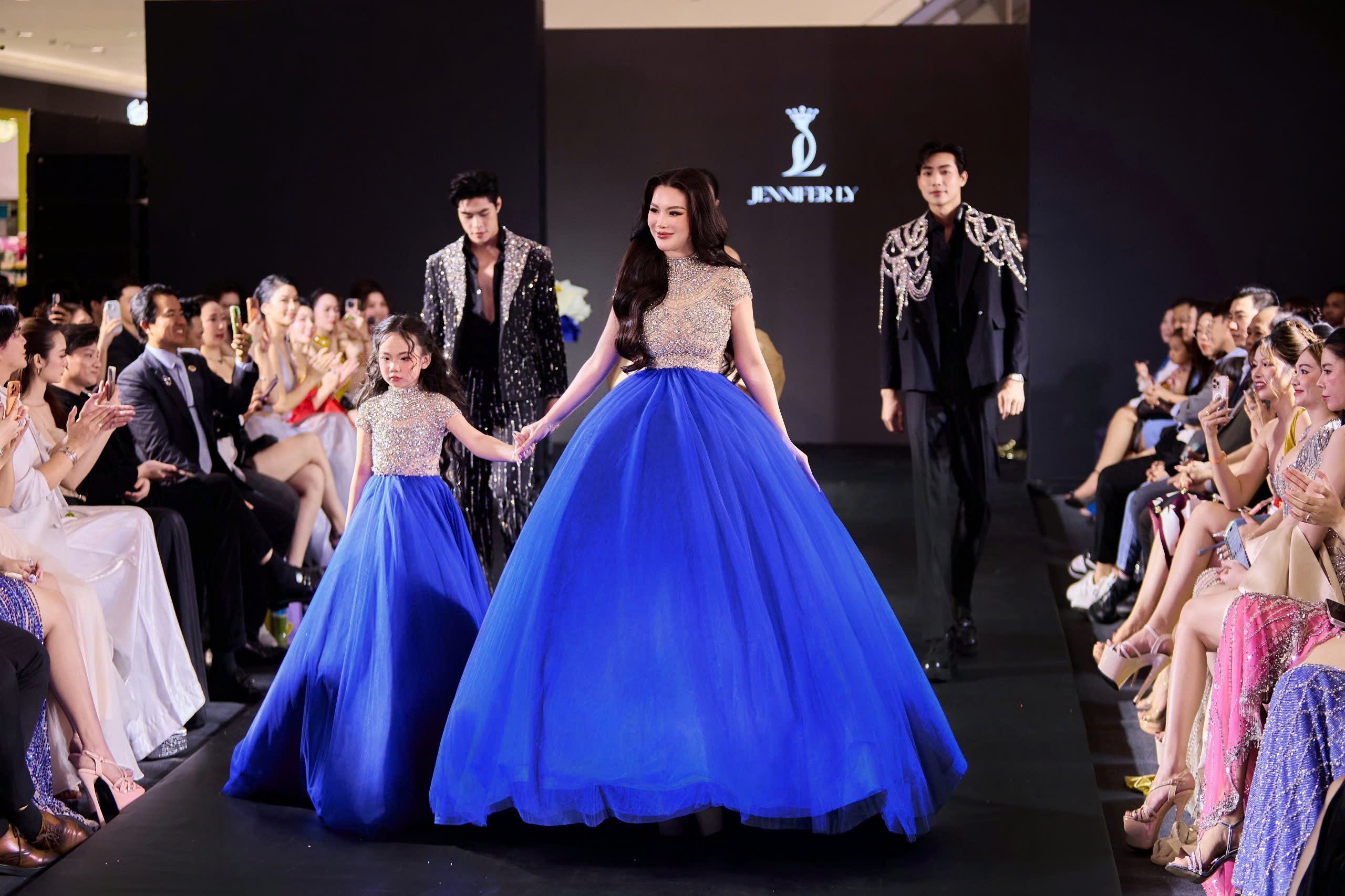 Hoa hậu Jennifer Ly ‘ngồi ghế nóng’ chấm thi Ms Universe Business 2026